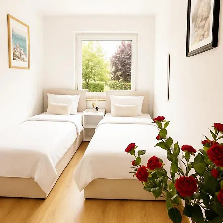Apartment Modernes Mit Großem Balkon